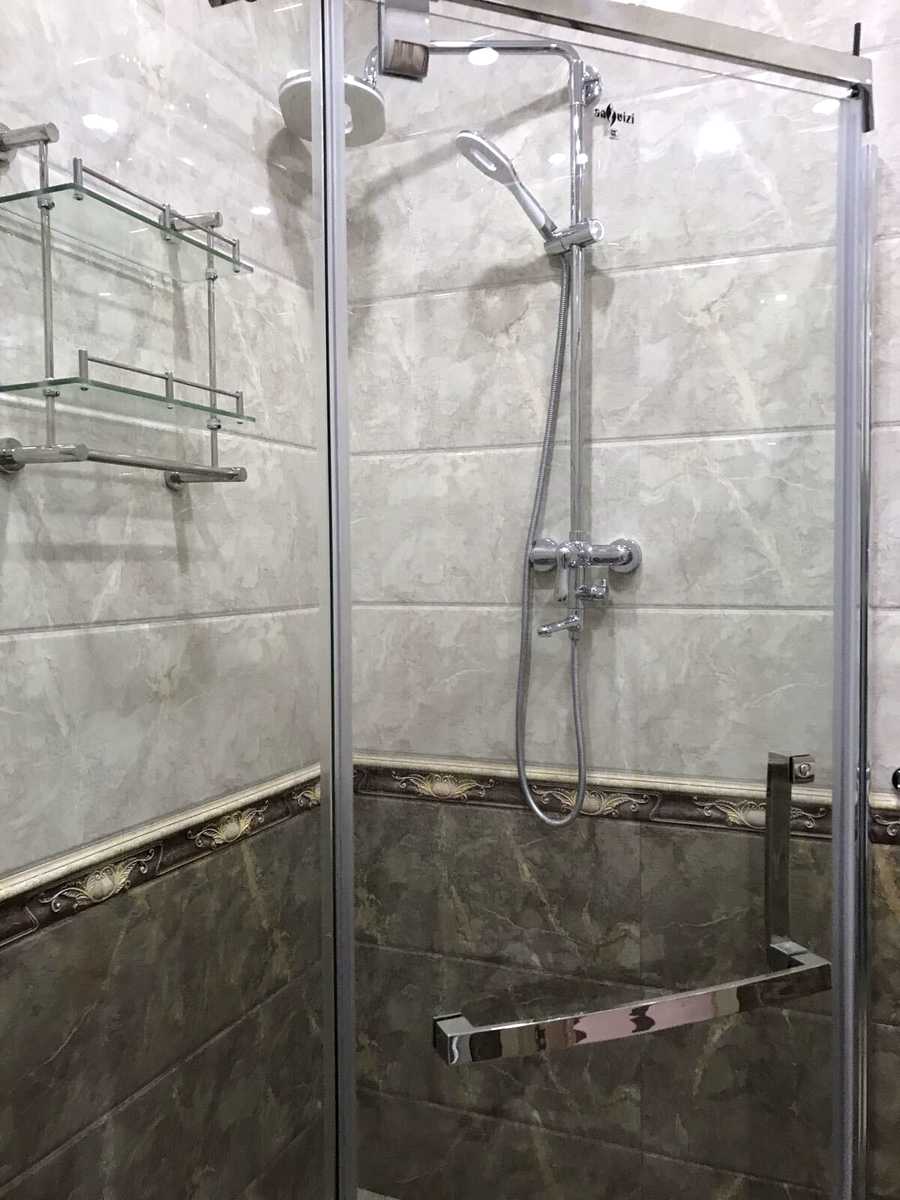 1880048177210395