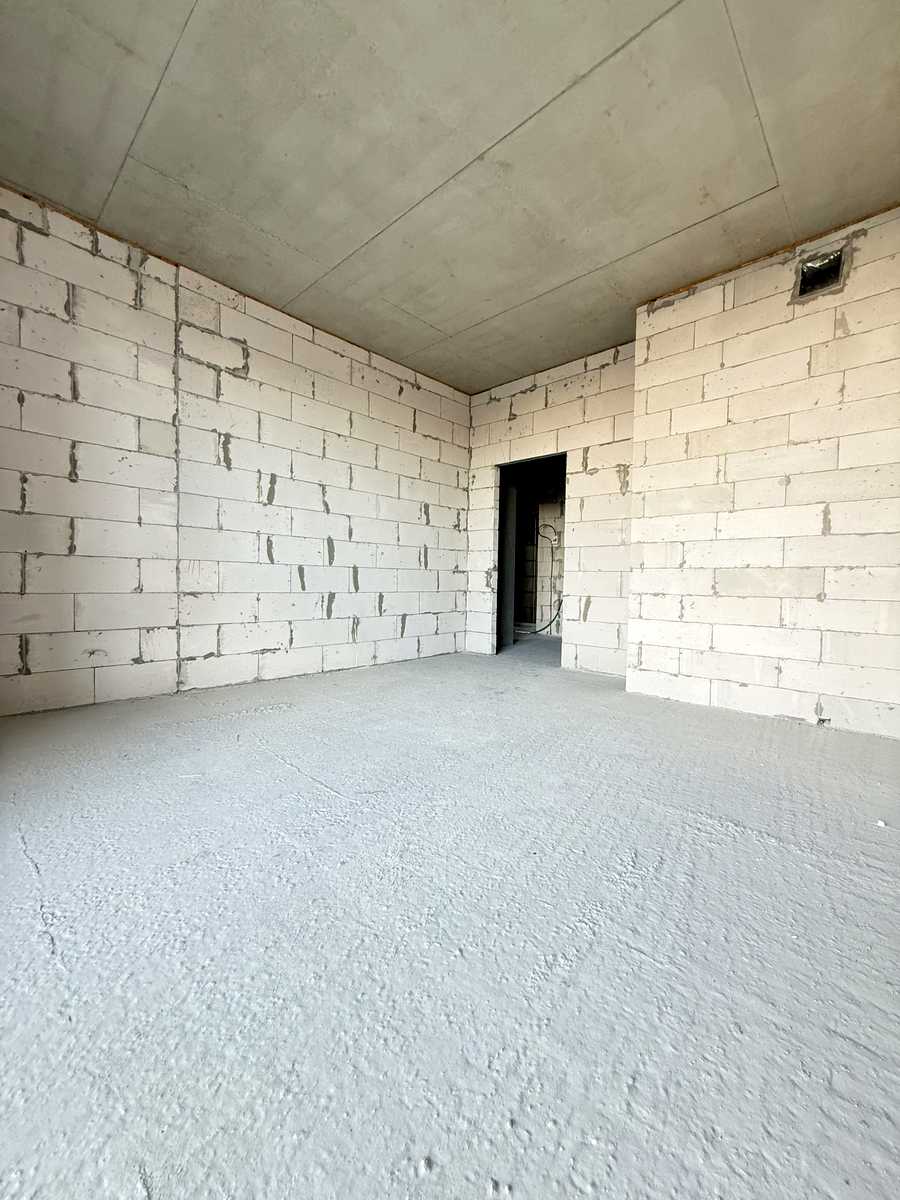 1880049512950844