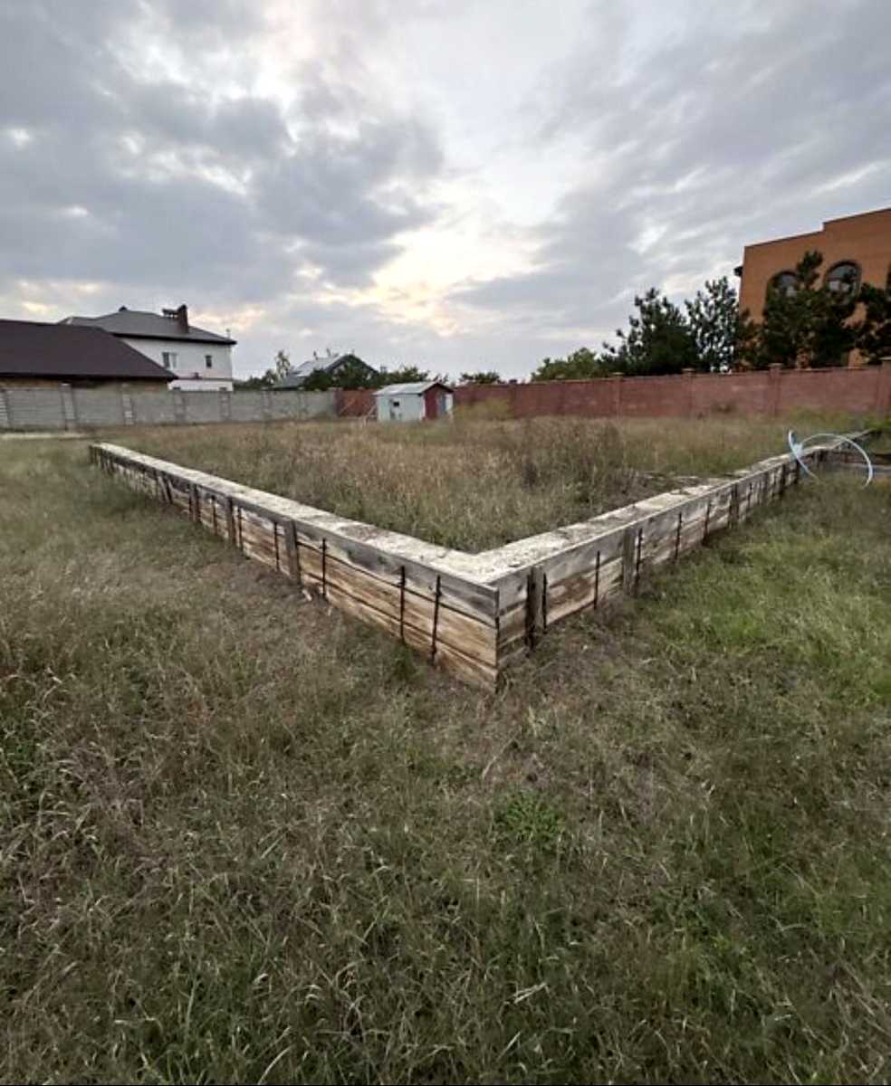 1880051538338079