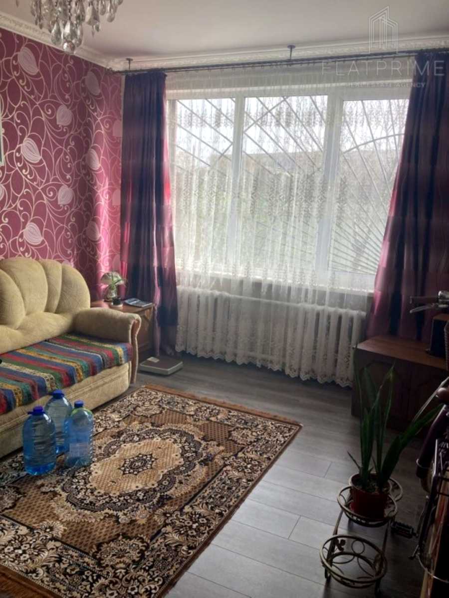 1880052977316590