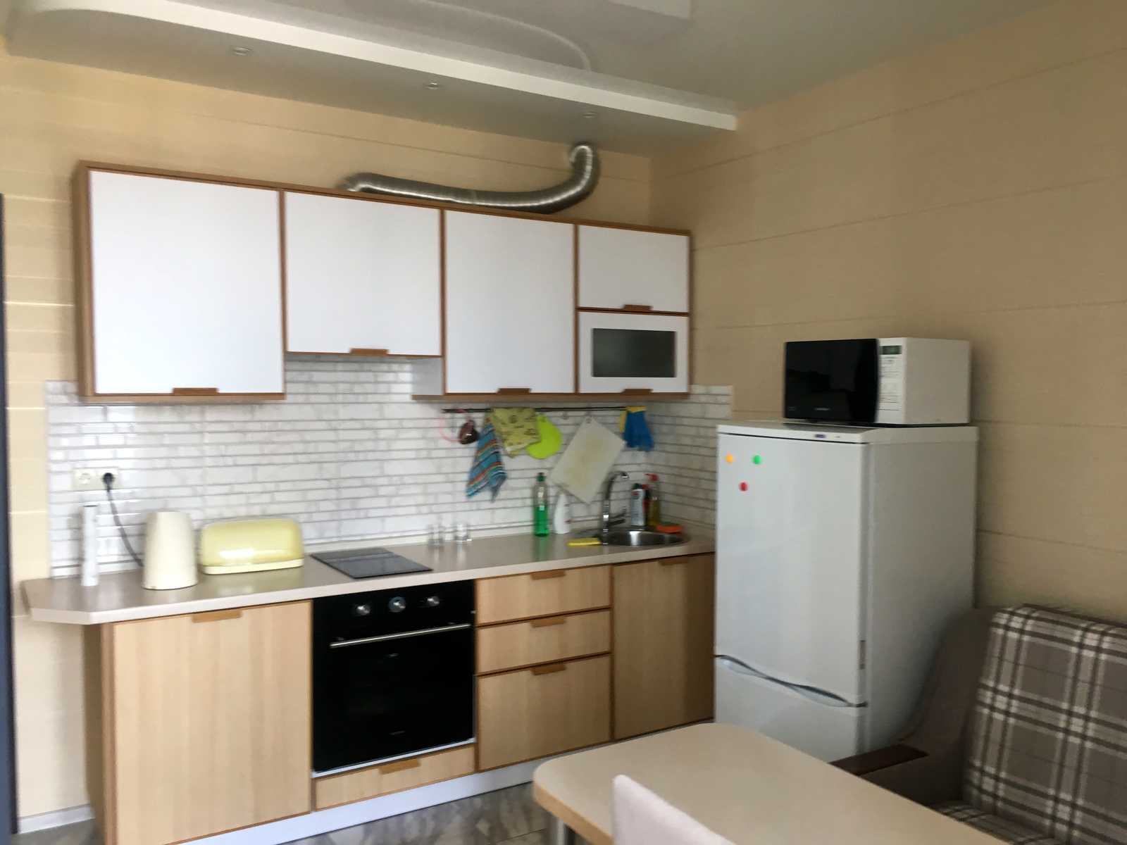 1880056352764049