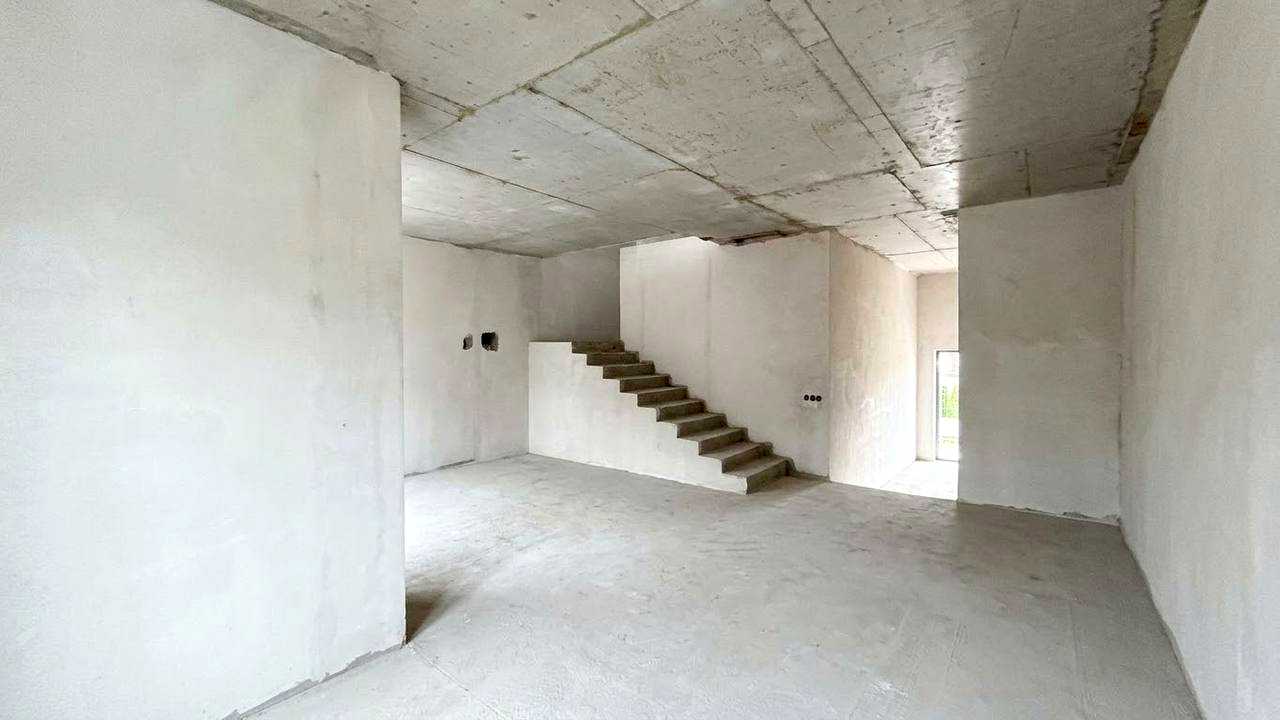 1880056558422566