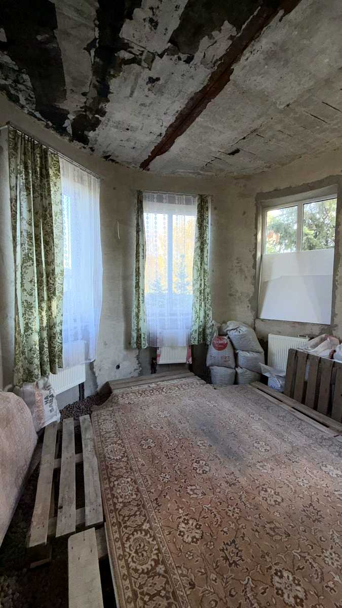 1880089483090176