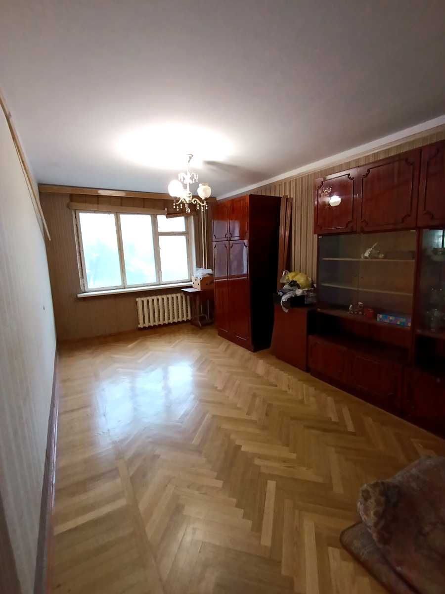 1880092950617283