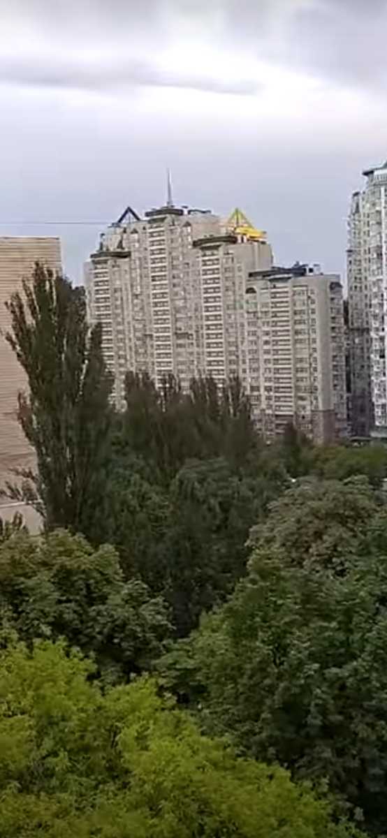 1880093435640568
