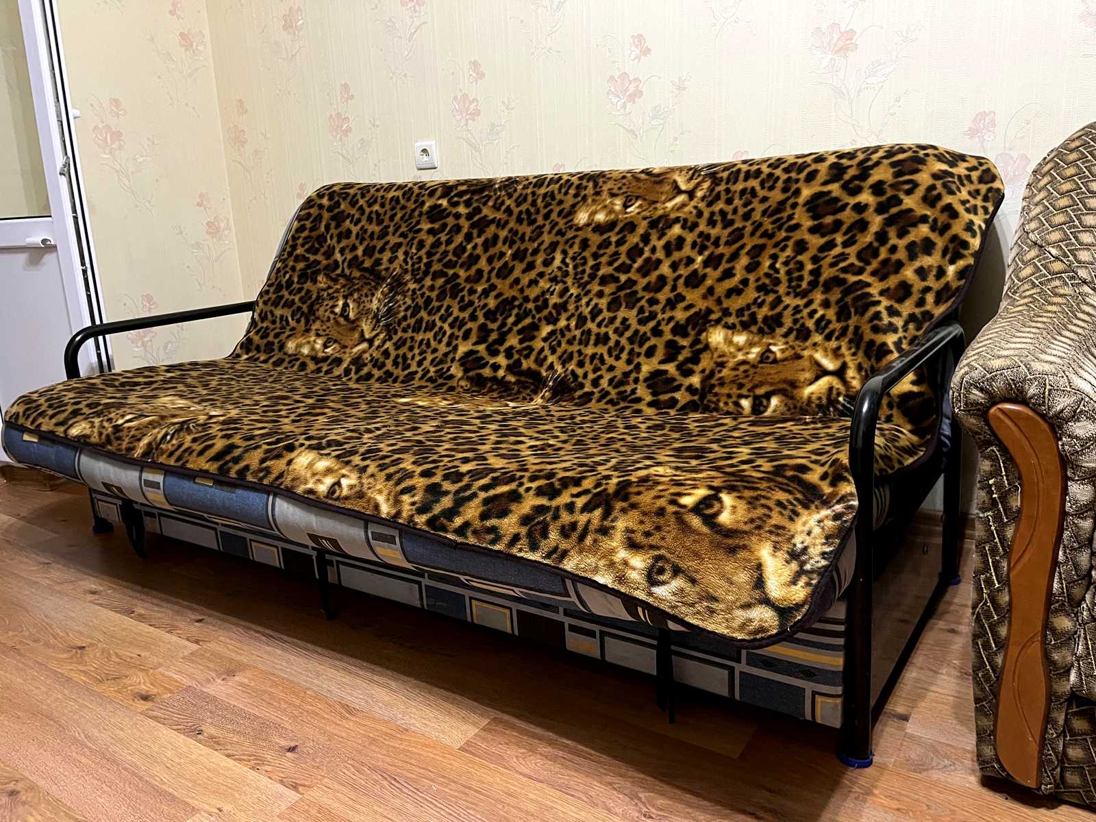 1880095803493337