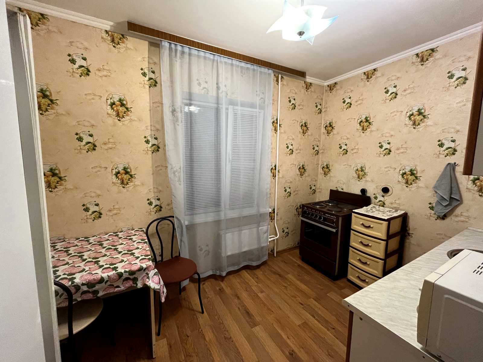 1880095936142066