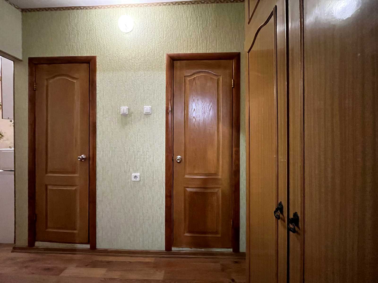 1880095944804366