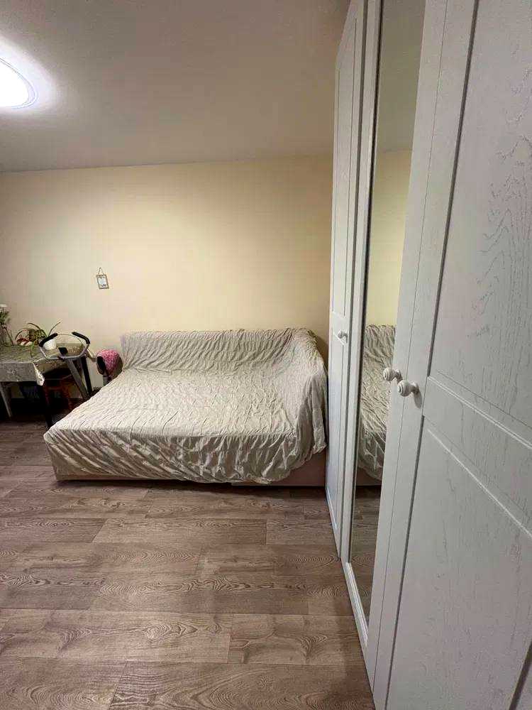 1880096111746036