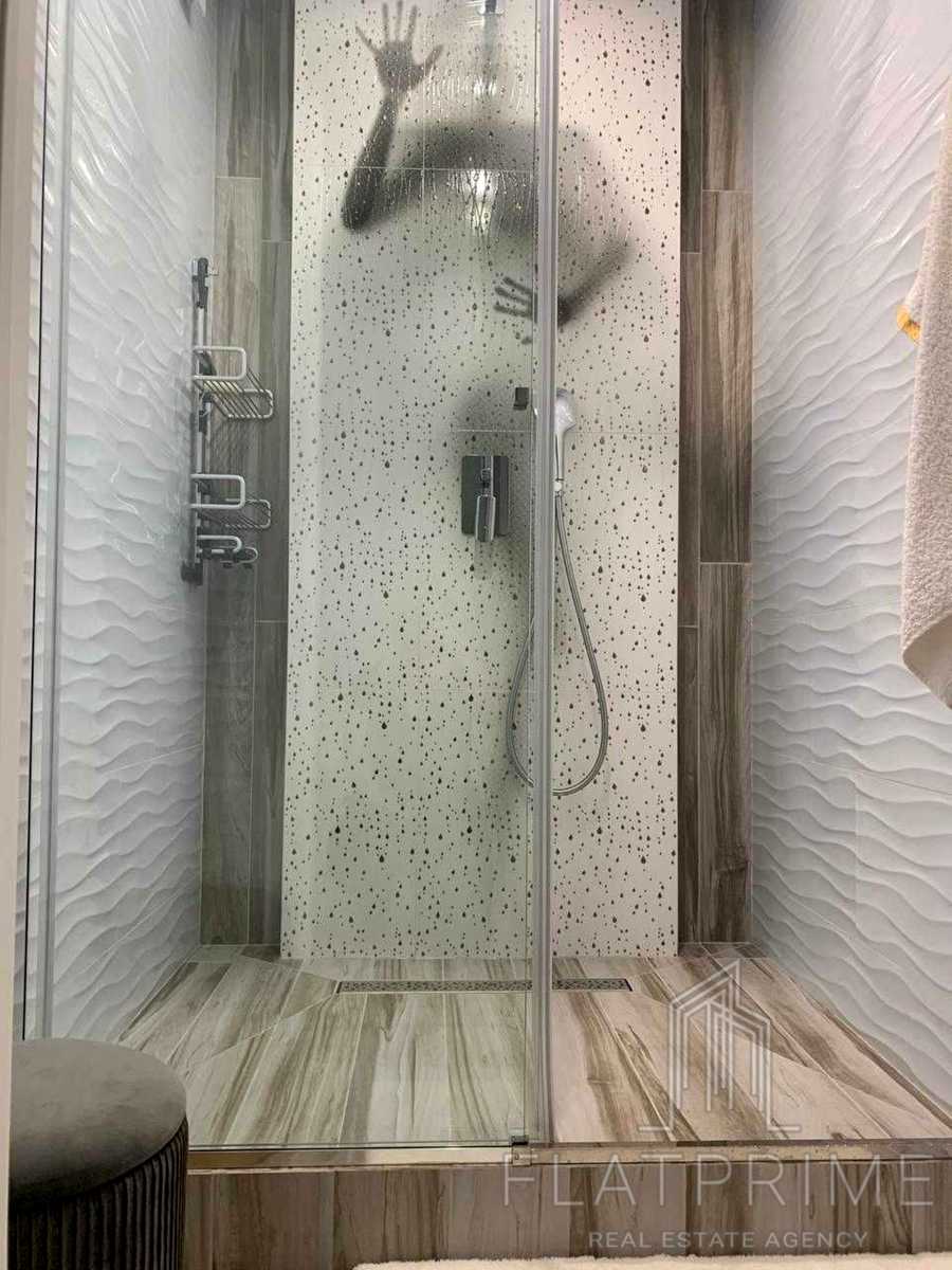 1880098163656227