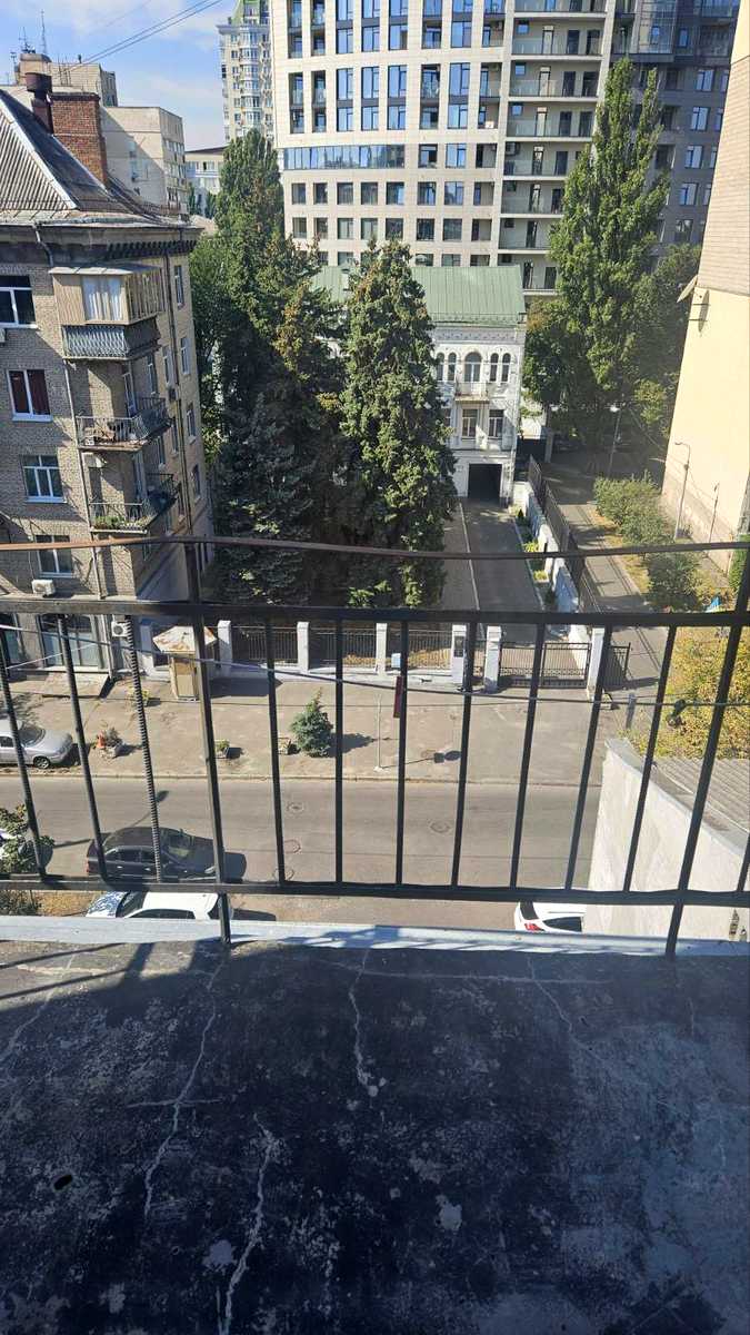 1880098247085776
