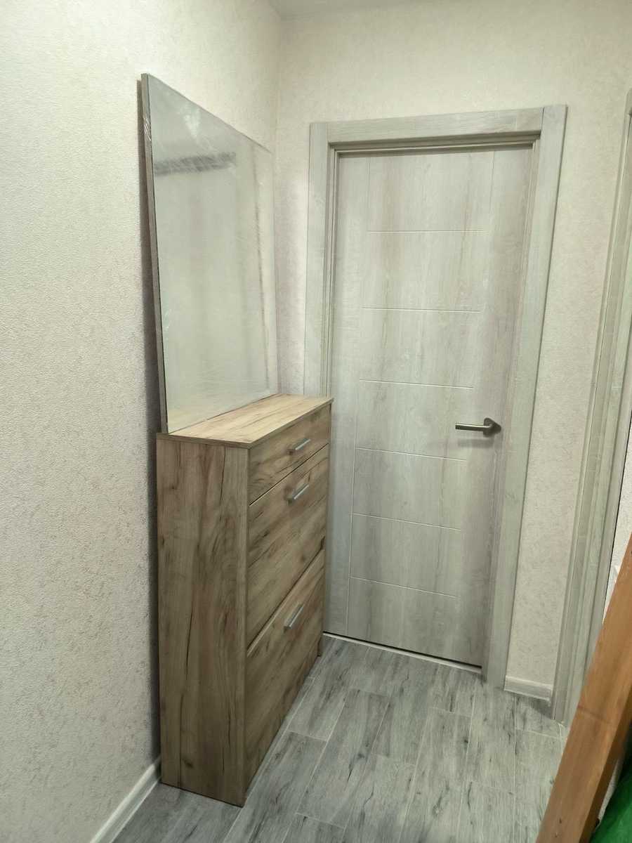 1880099049961426