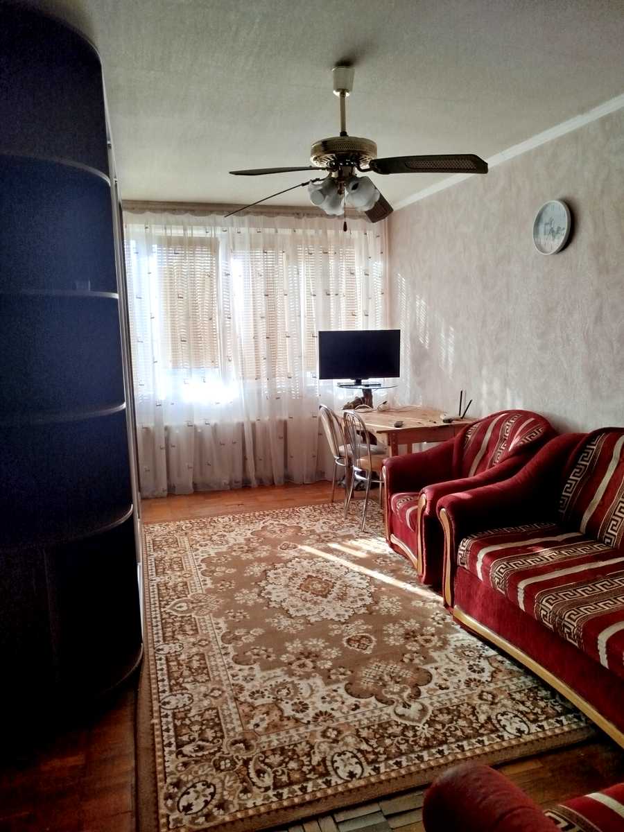 1880099486342969