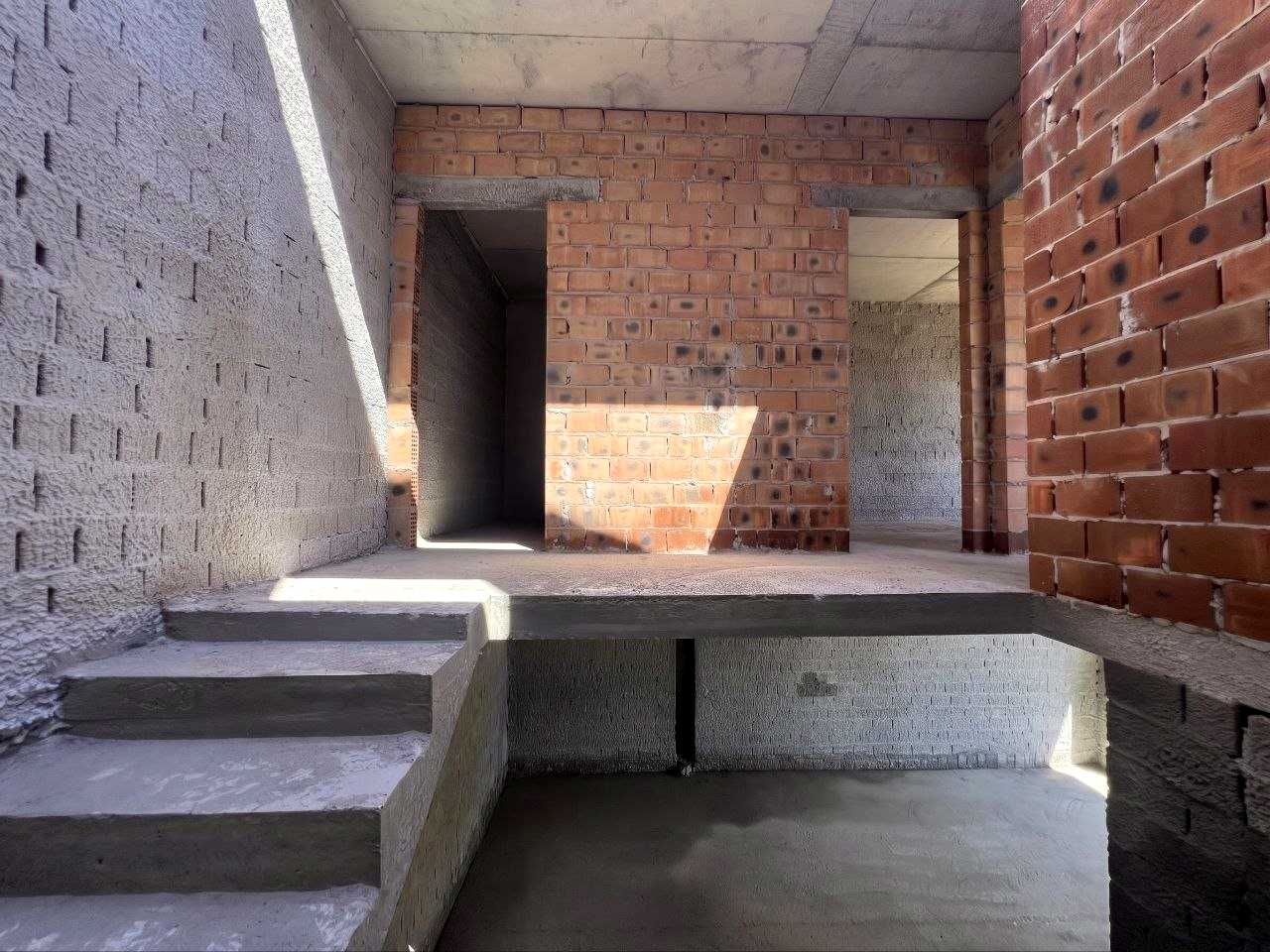 1880099550708014