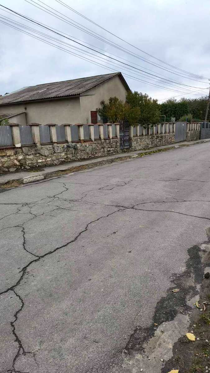 1880099697040456