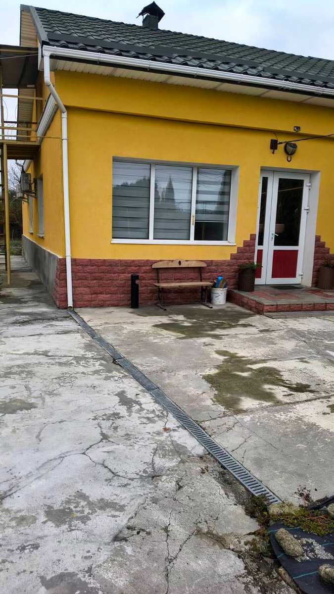 1880099700215446