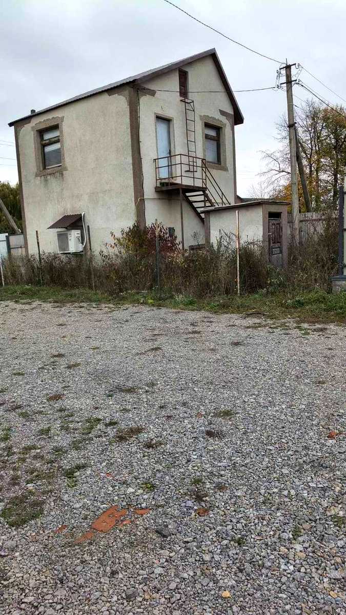 1880099853690545