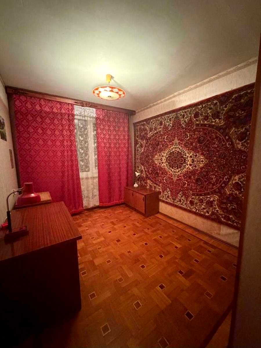 1880101100353601