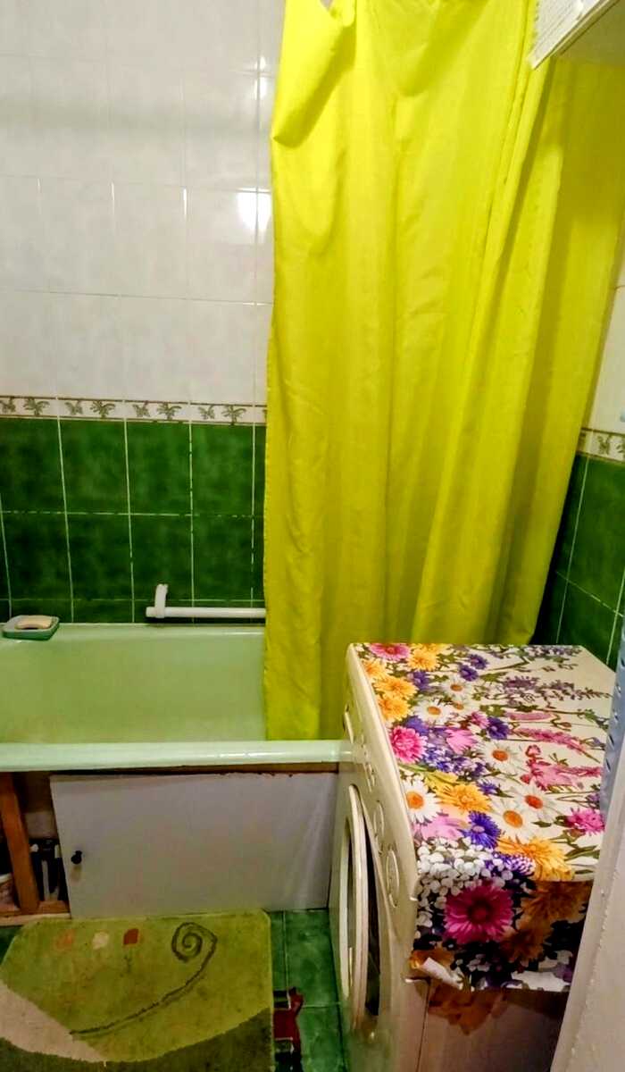 1880101412285413