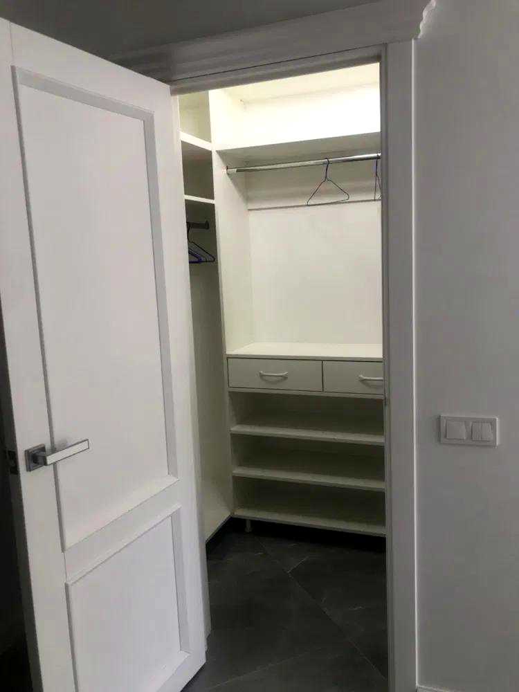 1880101487004415
