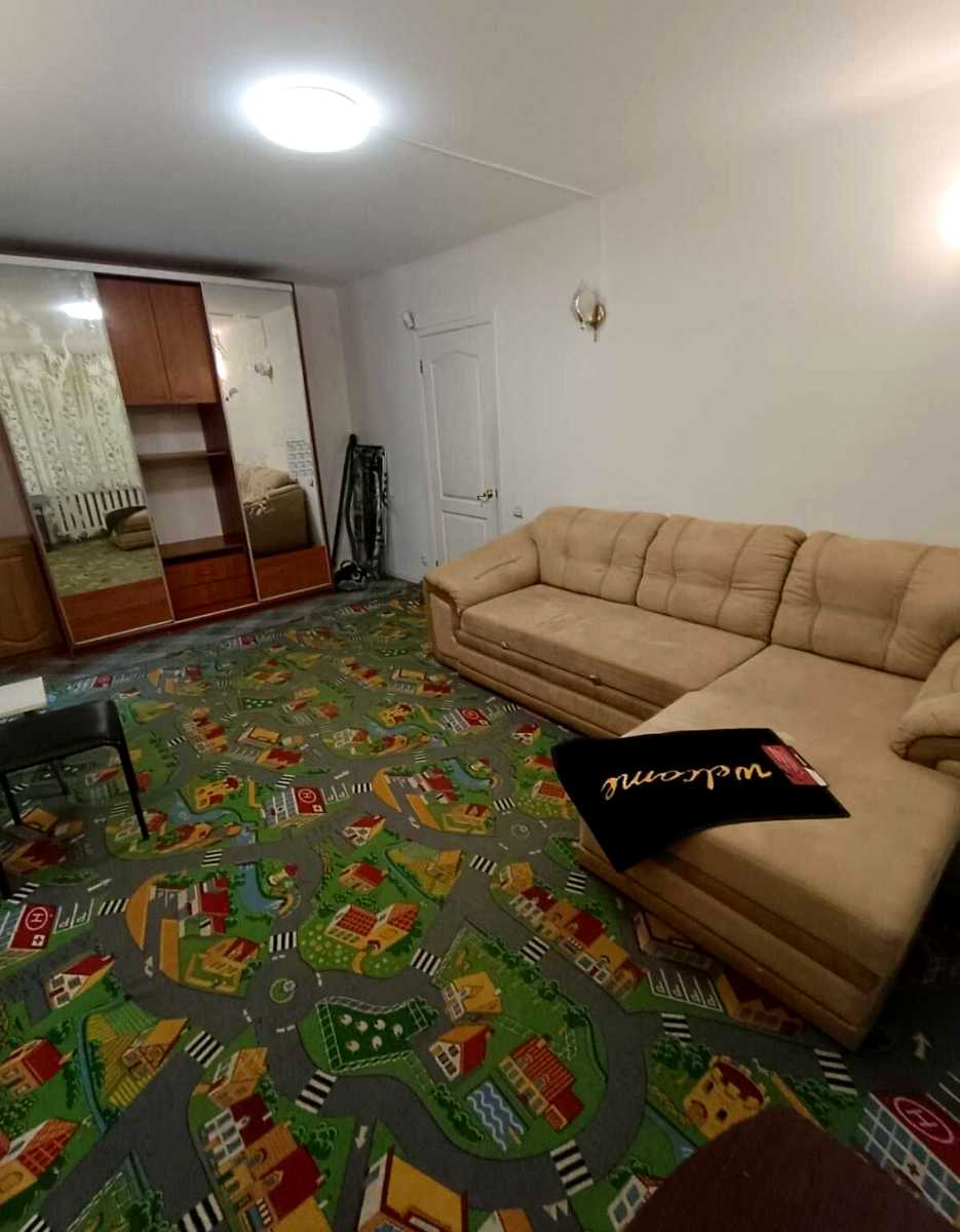 1880101505572792