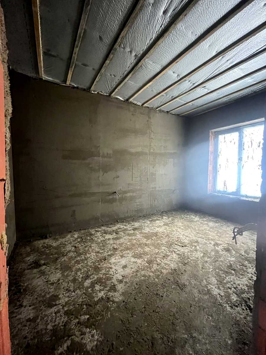 1880103674298795