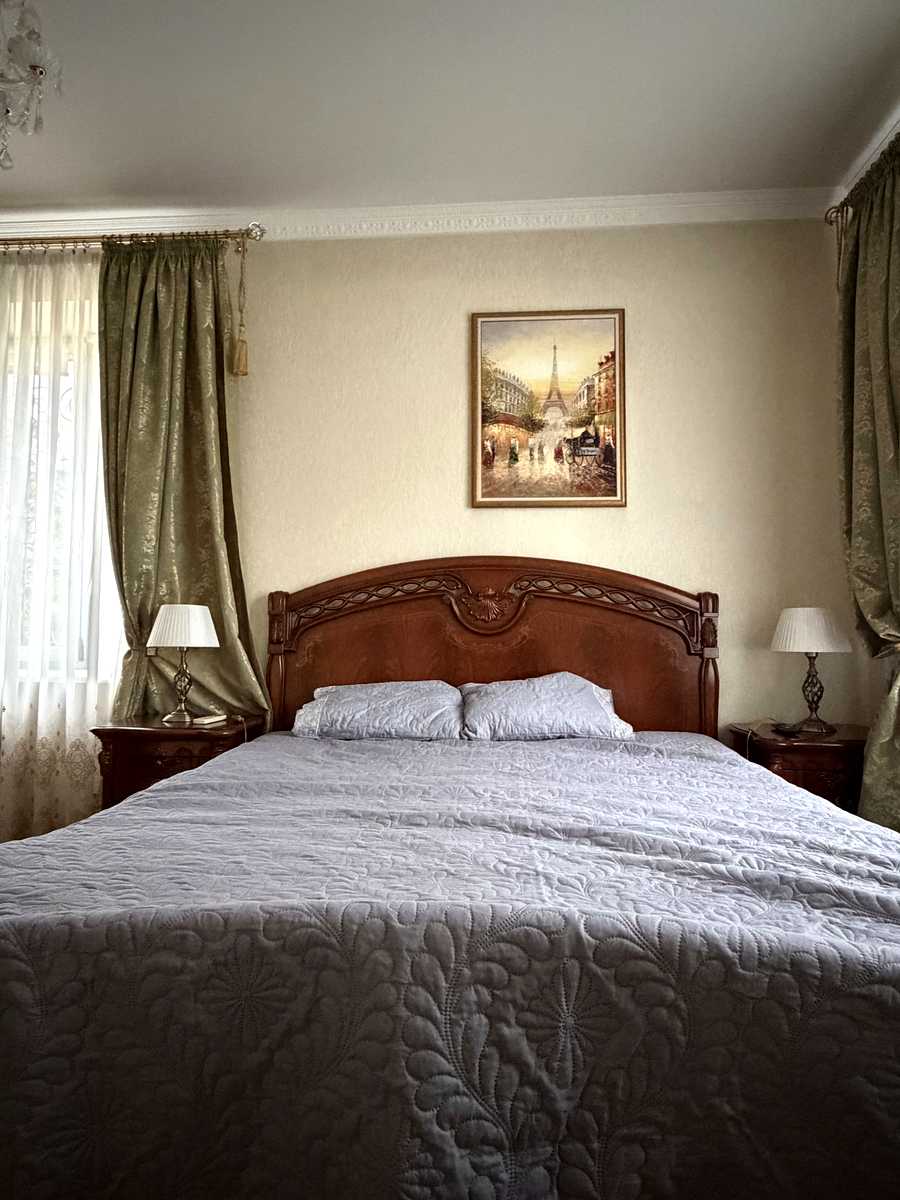 1880104576580997