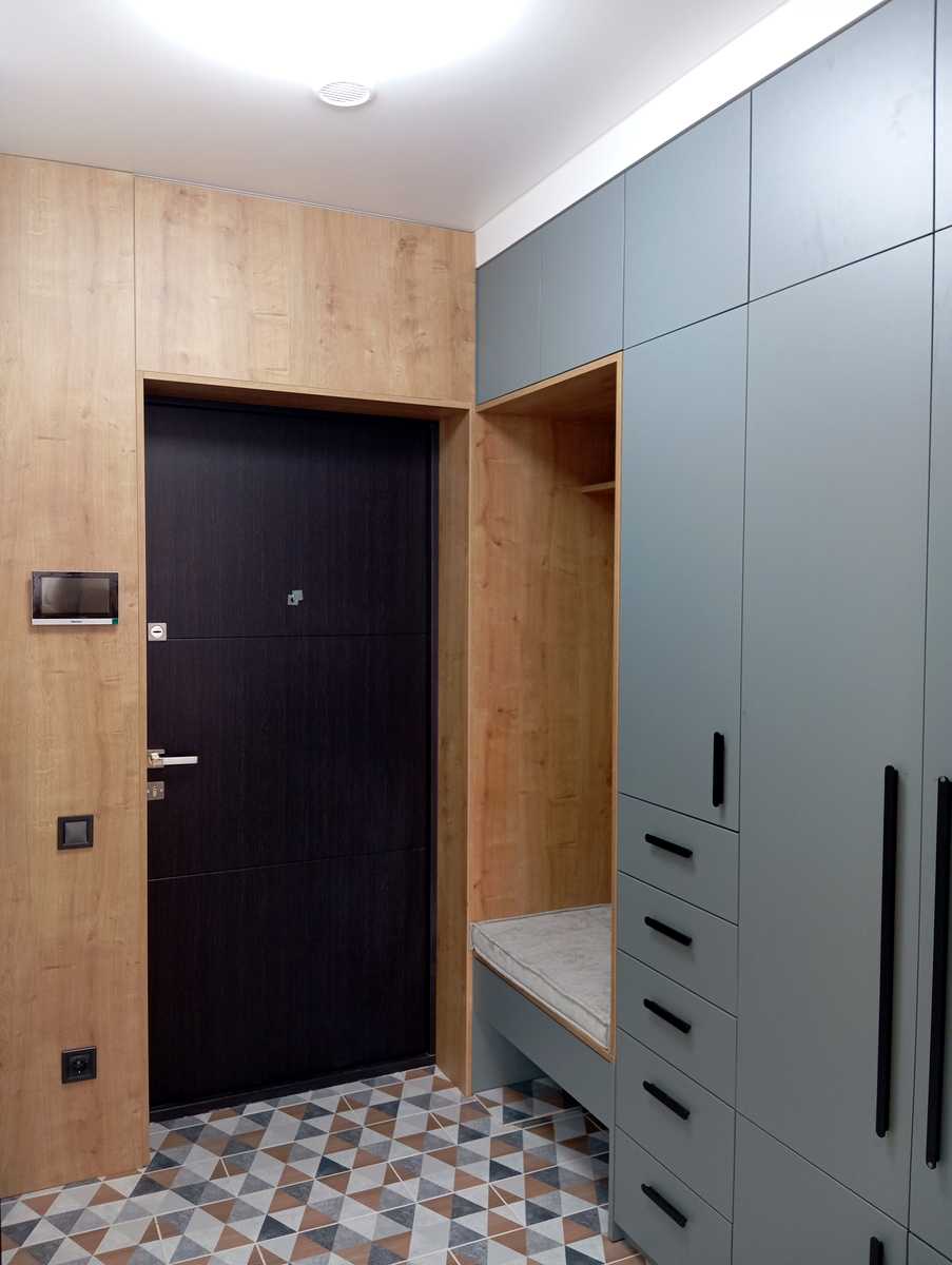 1880105359009497