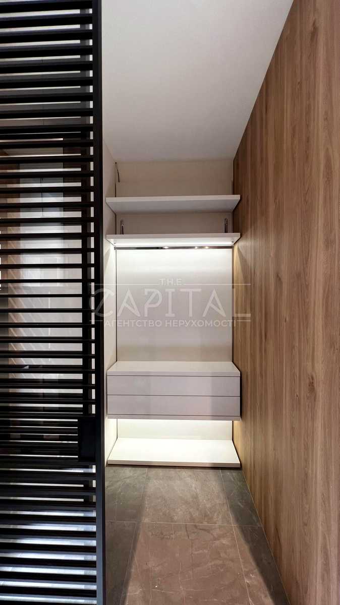 1880105425869504