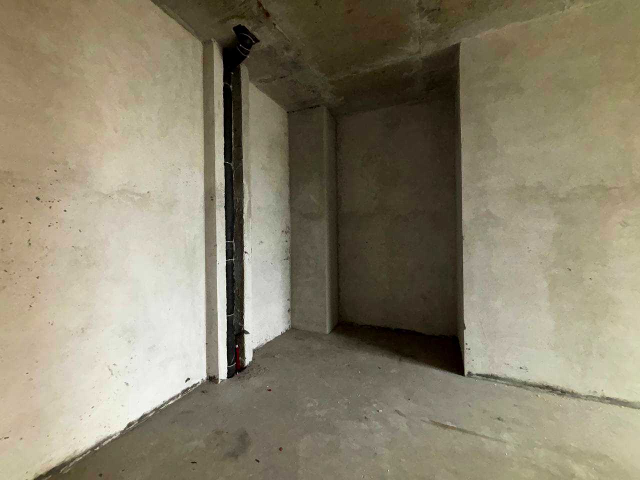 1880105983013853