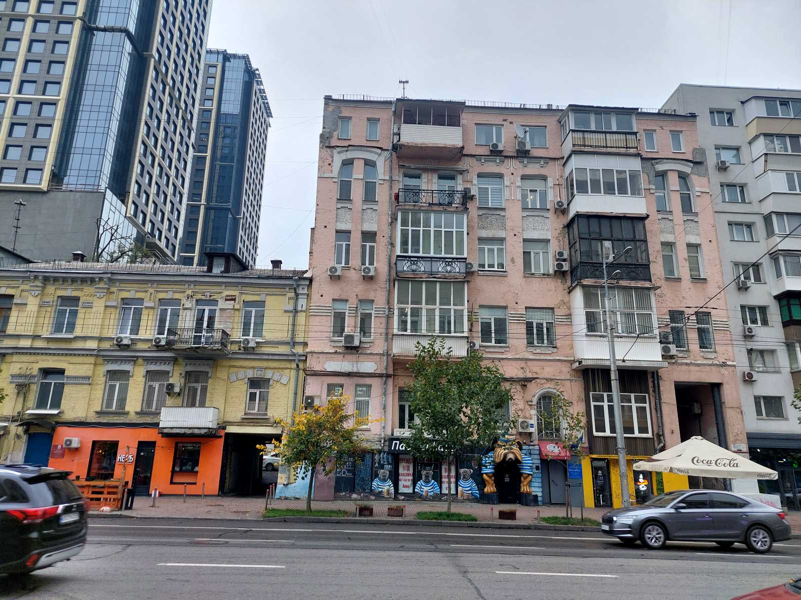 1880106557161958