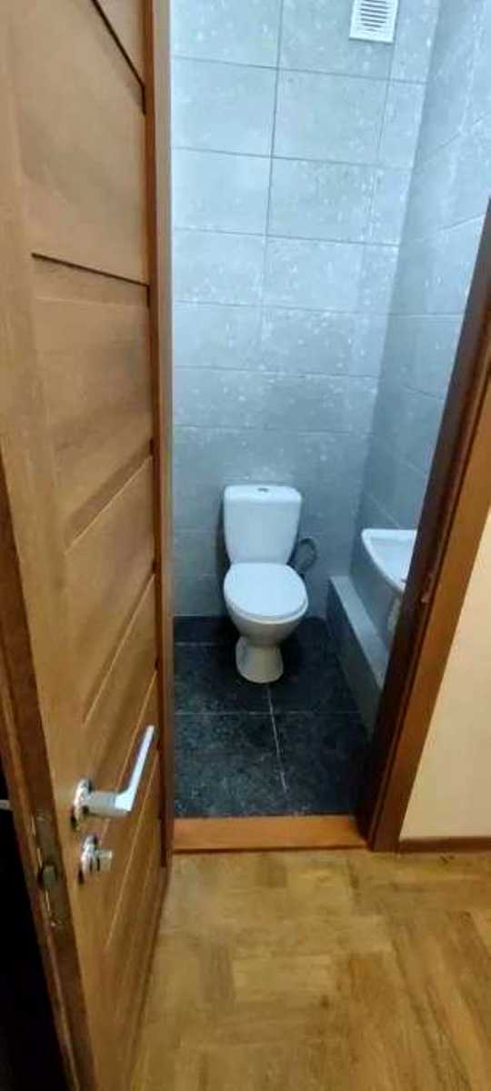 1880106827503306