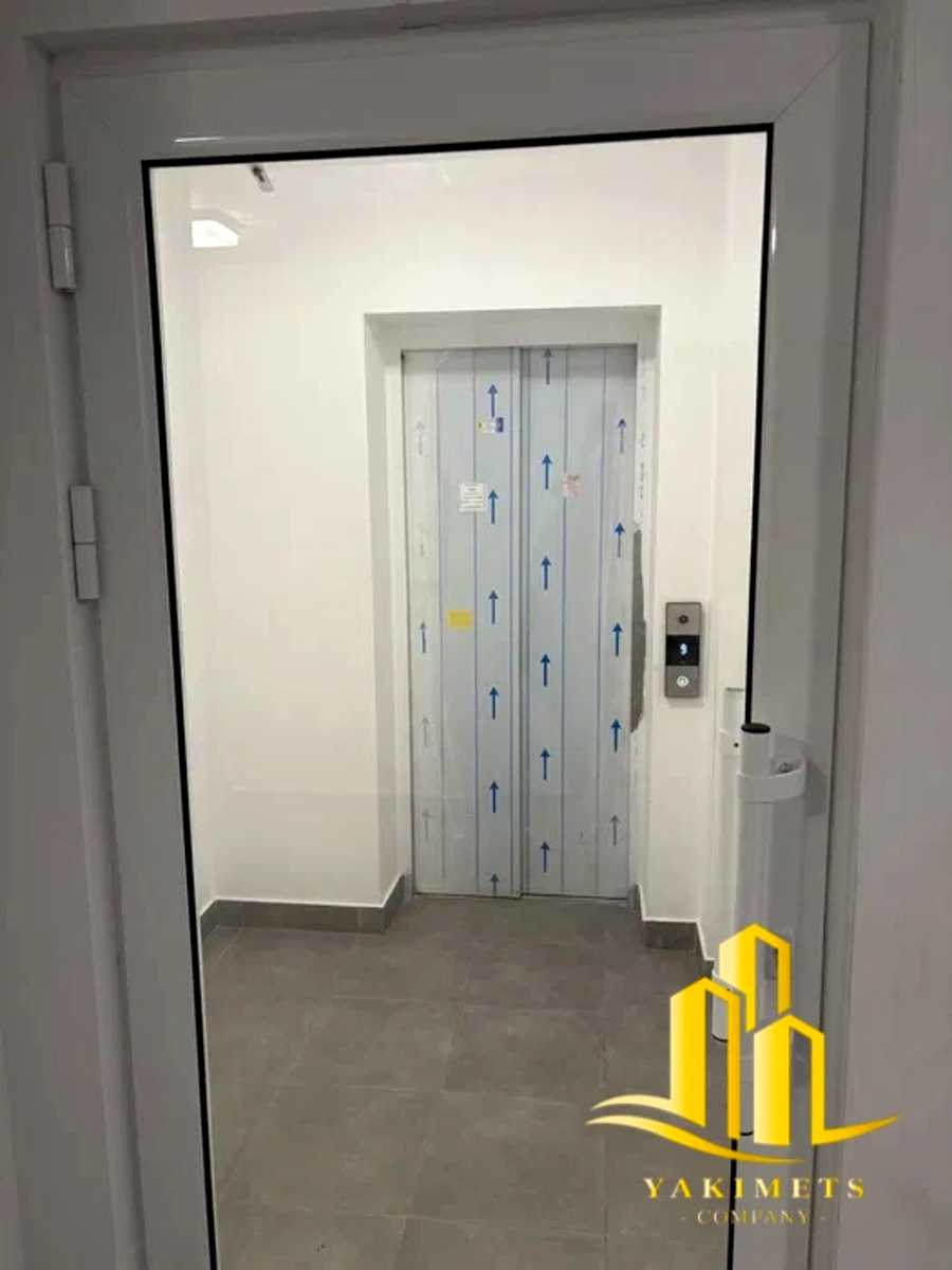 1880106862994044