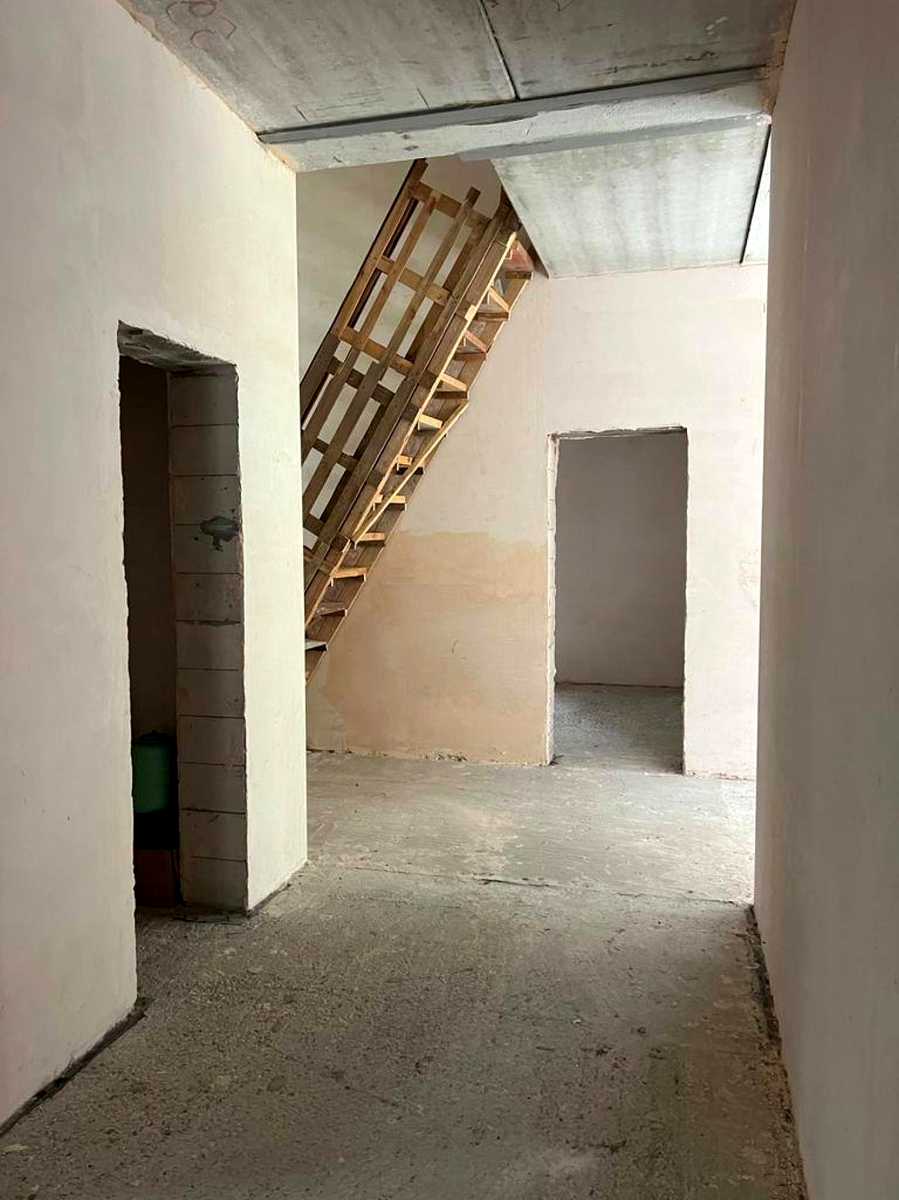 1880107366380593