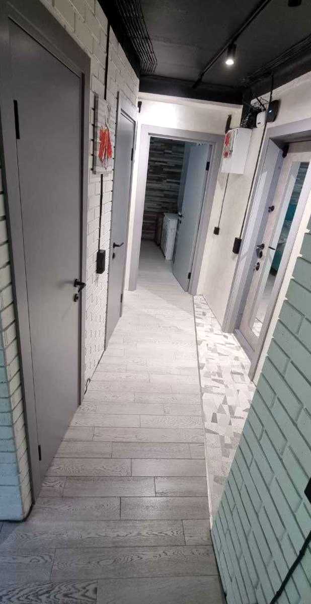 1880108803406425