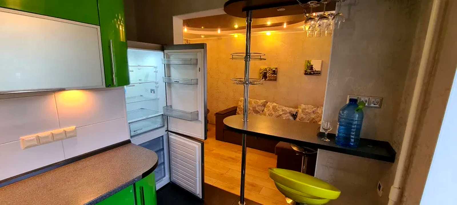 1880108853134204