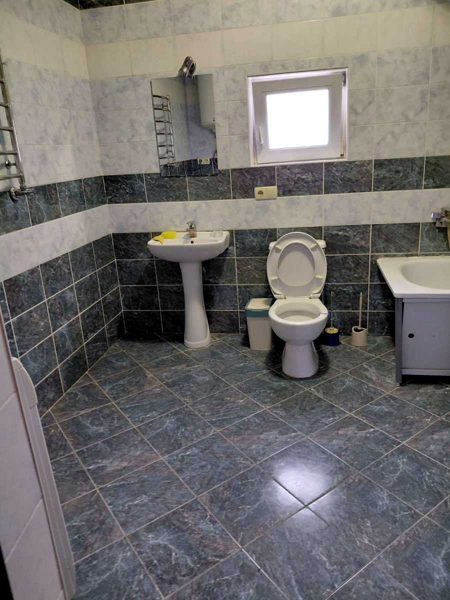 1880114614077336