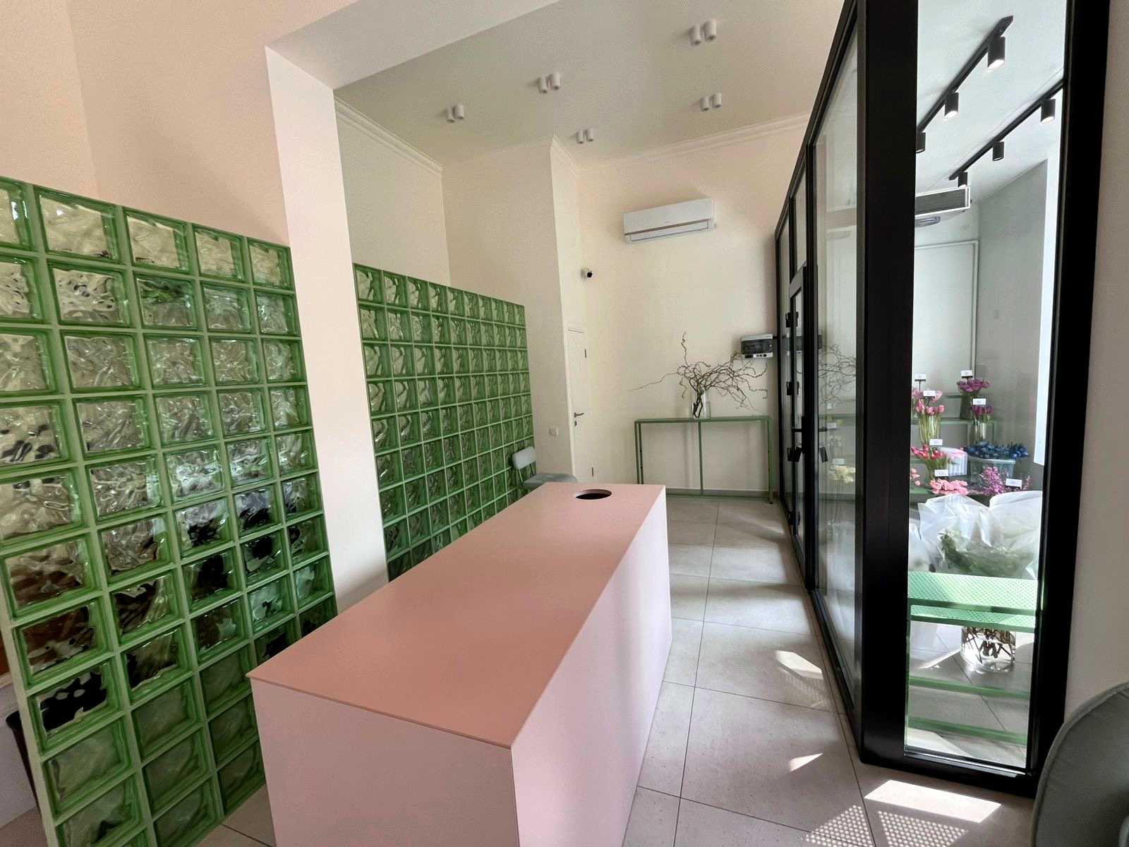 1880114748053242