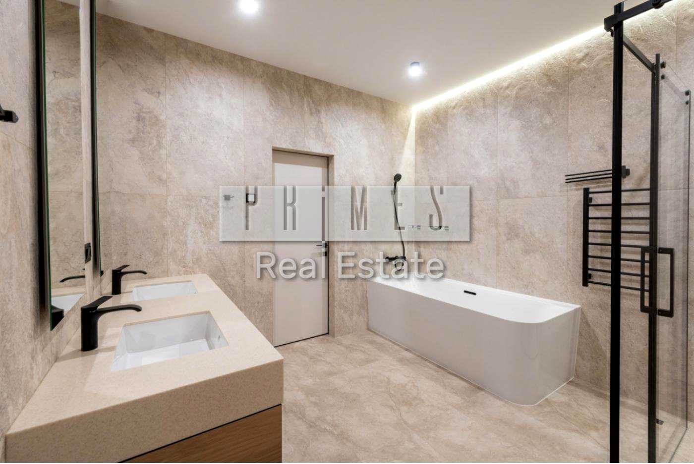 1880115351759674