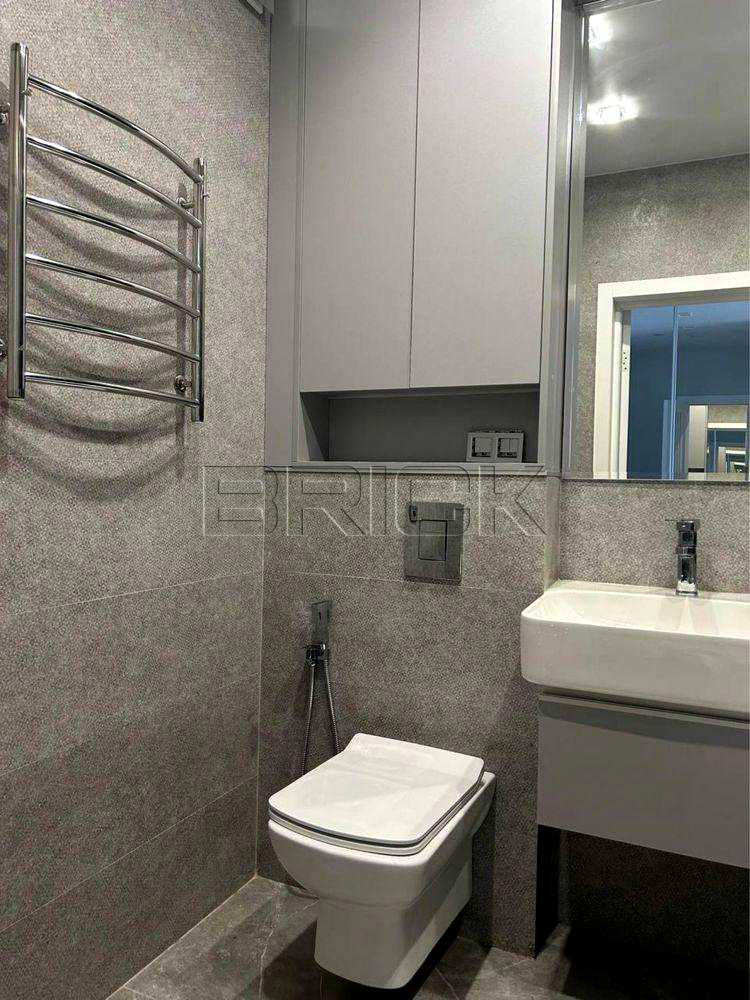 1880116203824499
