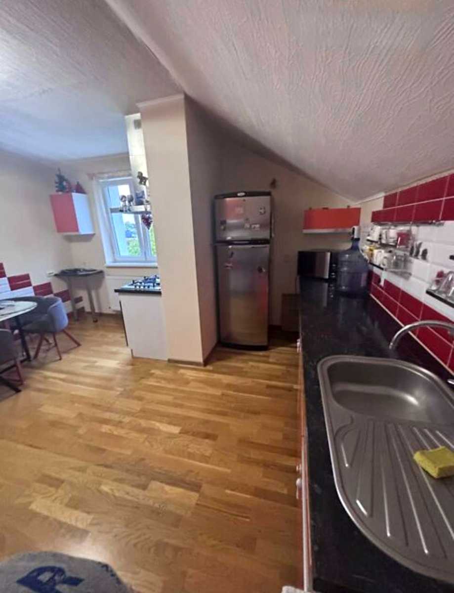 1880116607721467