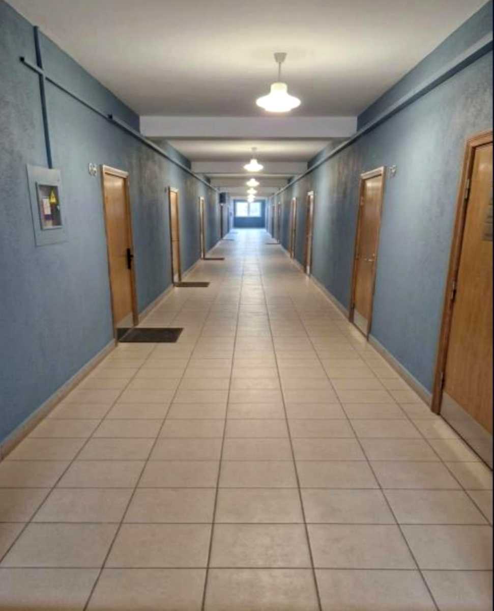 1880116753097677