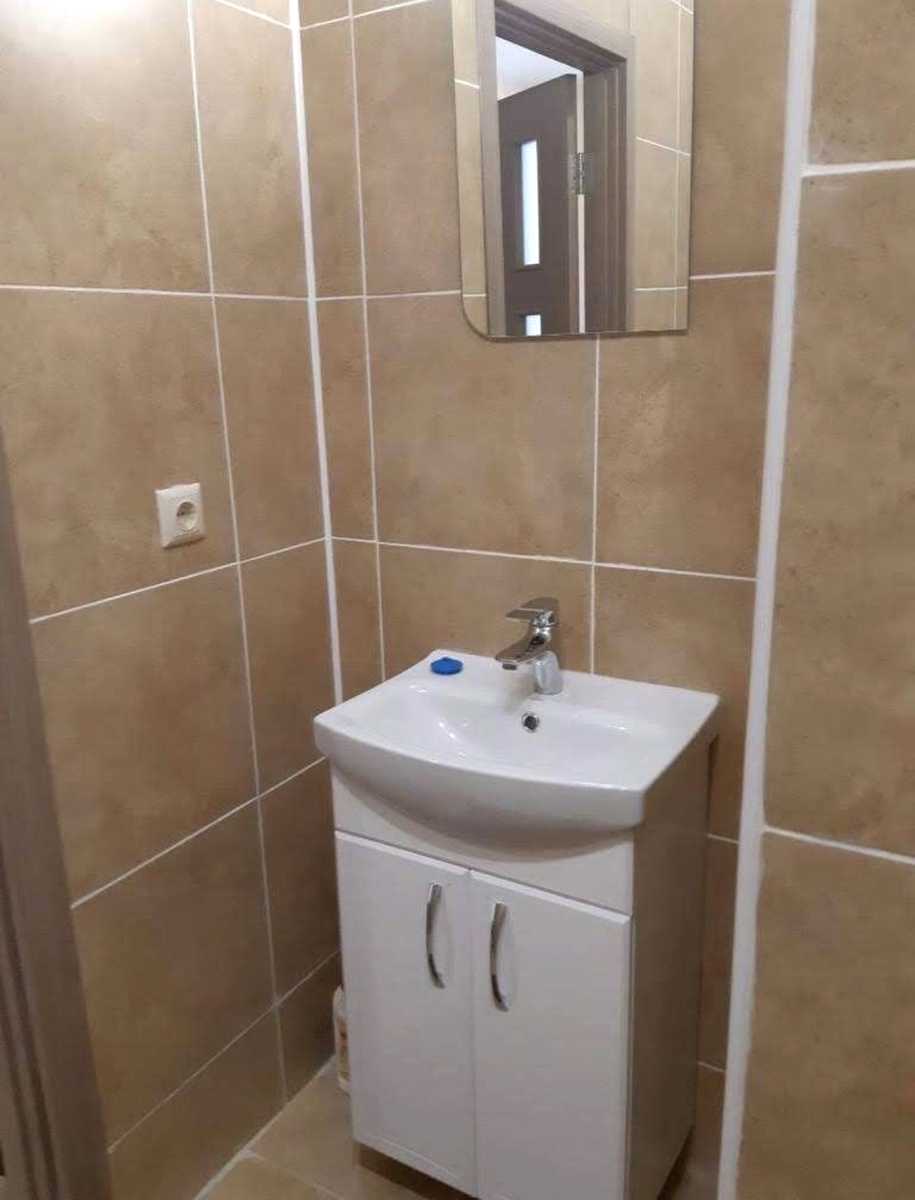 1880118568729445
