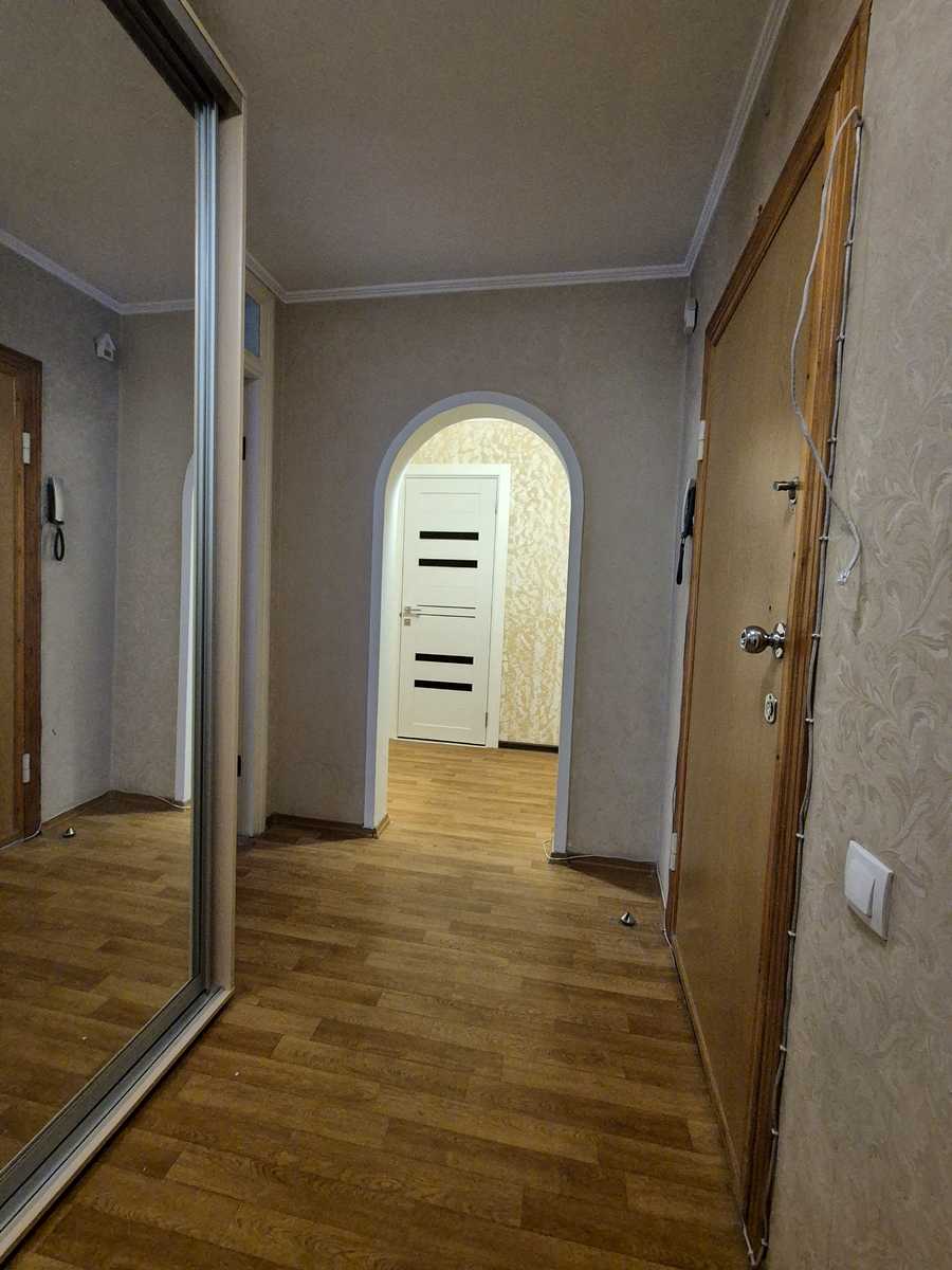 1880120502452792