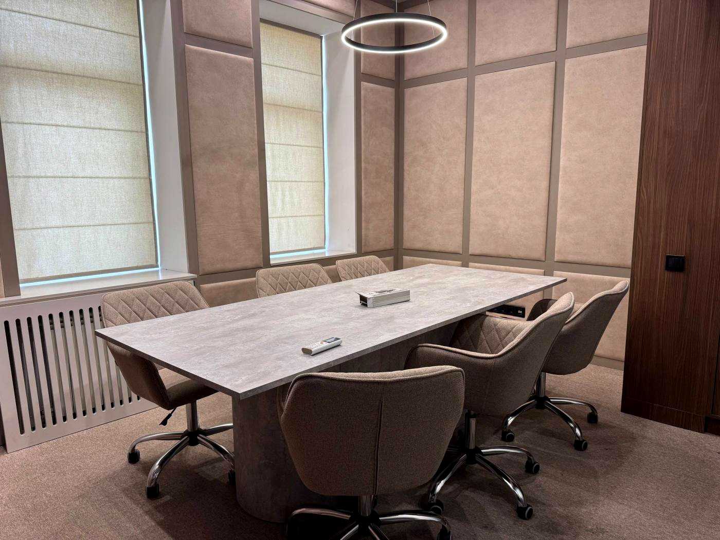 1880121184123809
