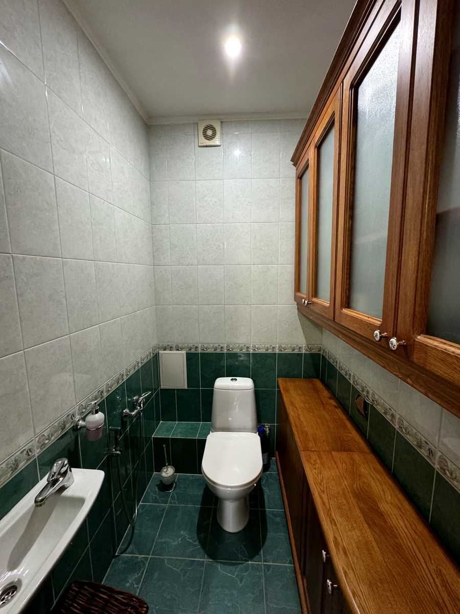 1880121331874050