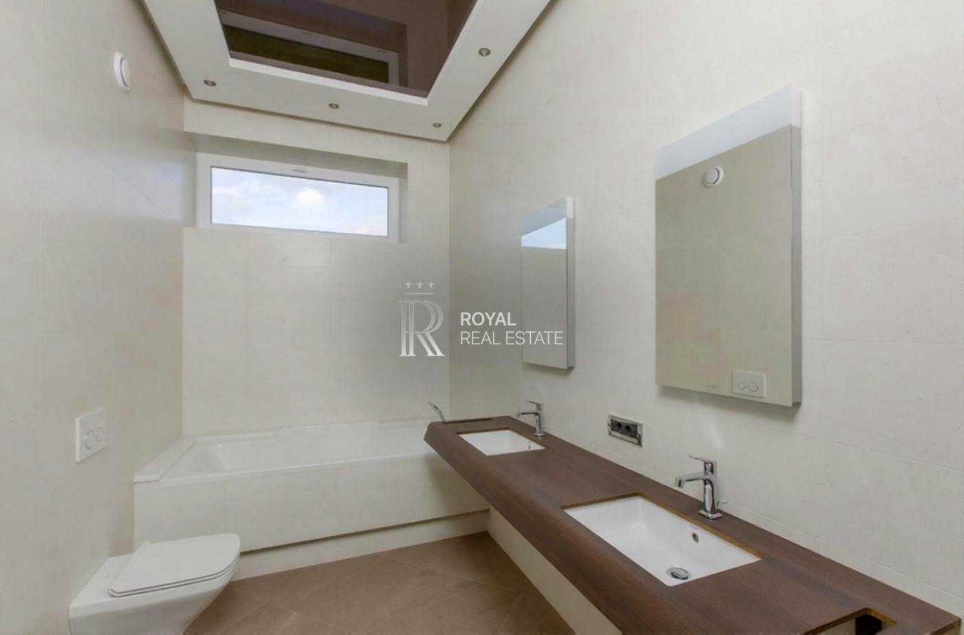 1880124060102217