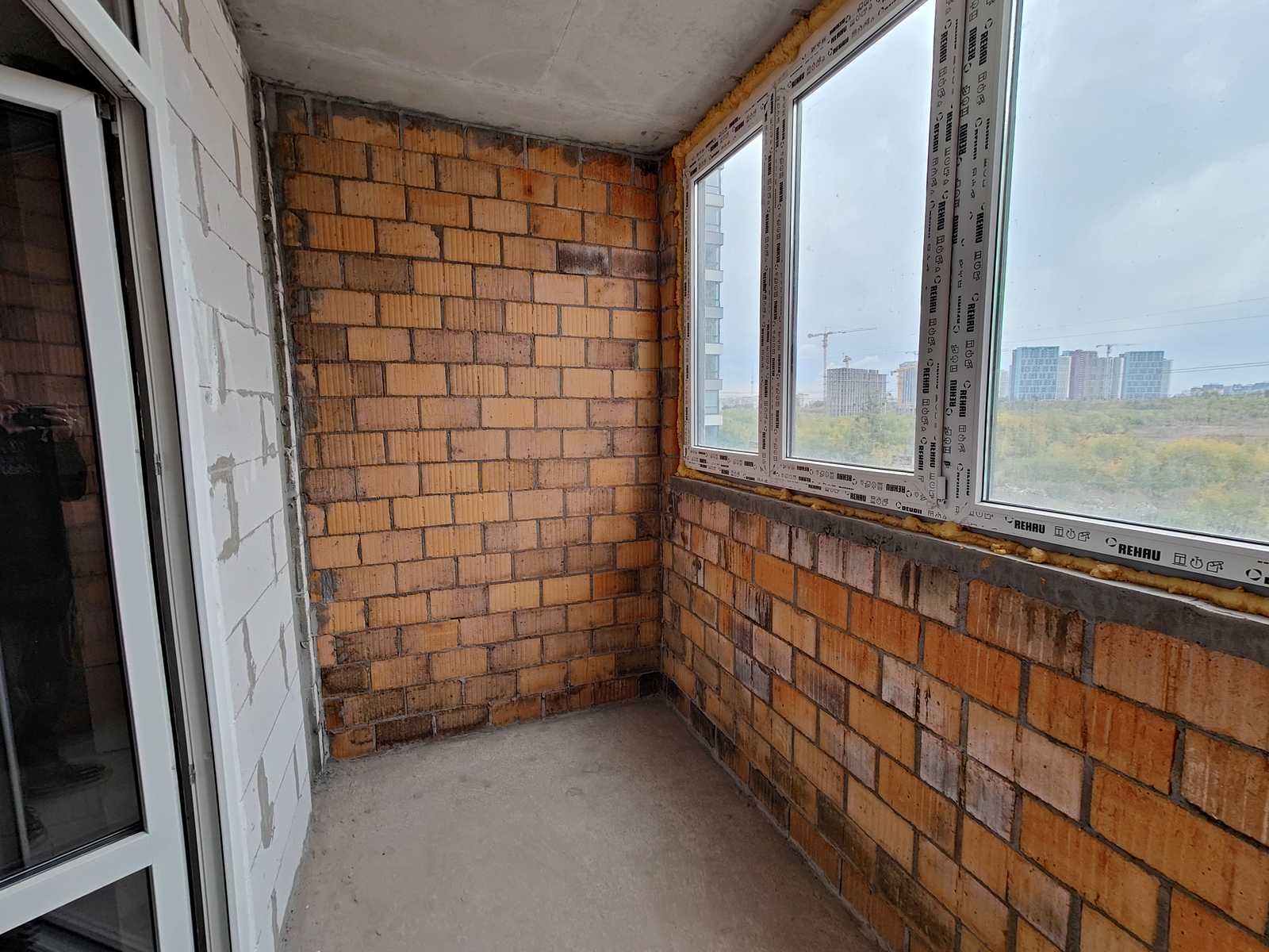 1880124916145378