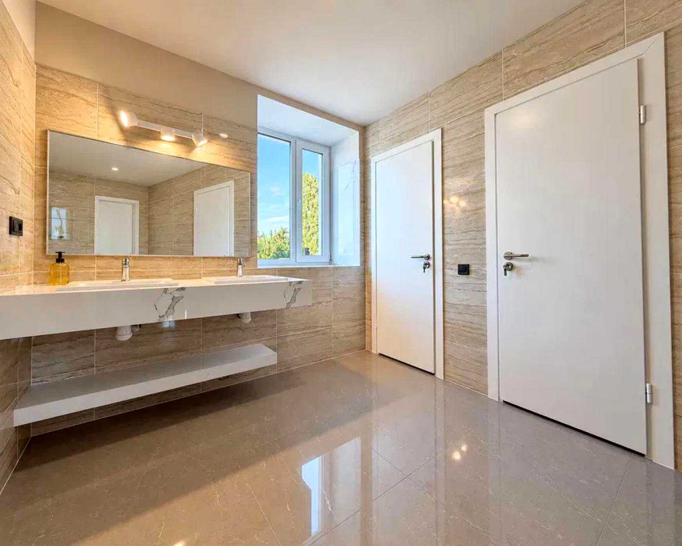1880137166543146