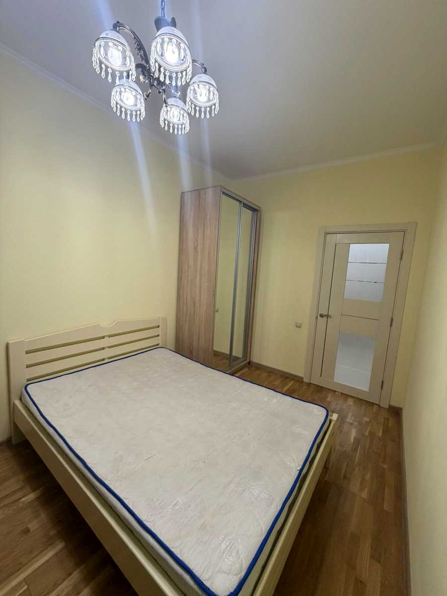 1880137833646680